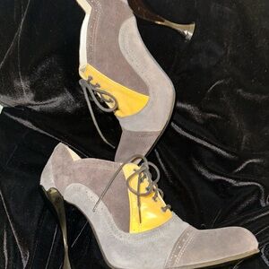 John Fluevog Listen Up Yellow/Gray Vintage Suede Lace Up Mary Jane Heels, Size 8